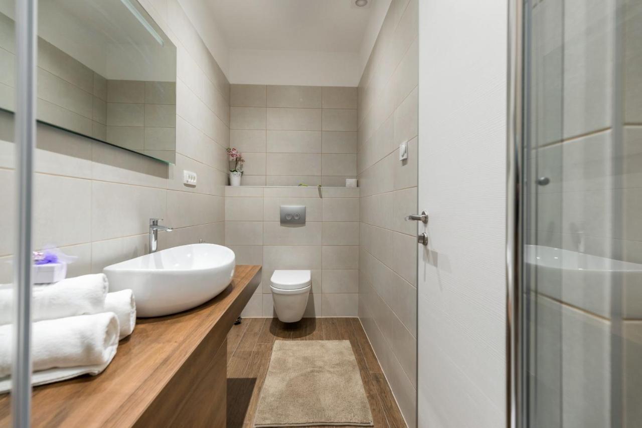 Aparthotel Vintage House Al Pozzo Hvar Town Exterior foto