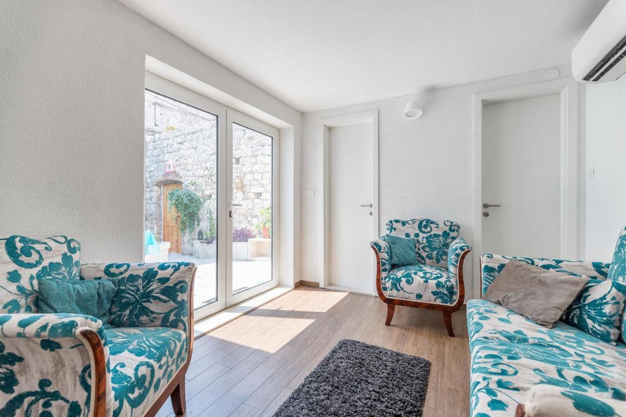 Aparthotel Vintage House Al Pozzo Hvar Town Exterior foto